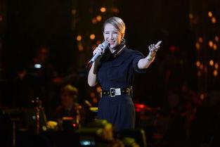 李玟最新爆料图片,惊艳造型引发热议，揭秘时尚背后的故事